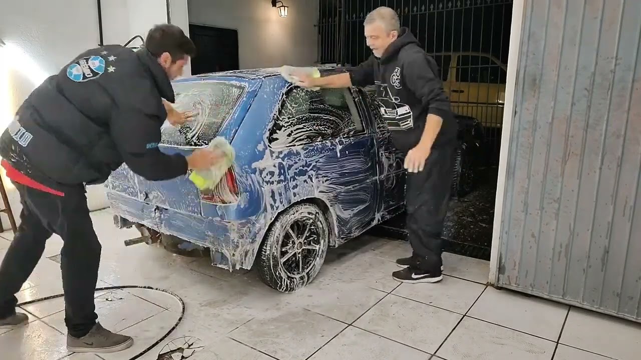 Lavando o gol g2 rebaixado do leilão depois de 3 anos no tempo