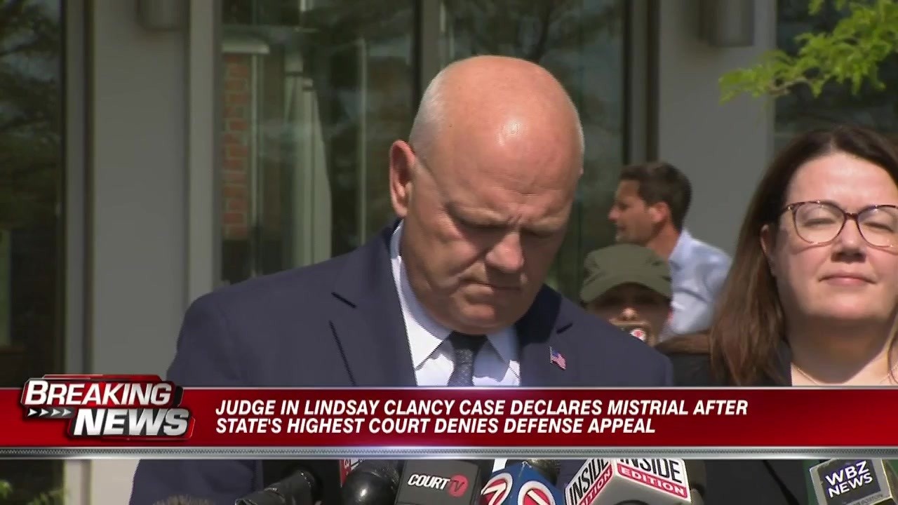 District Attorney addresses media after mistrial in Lindsay Clancy trial