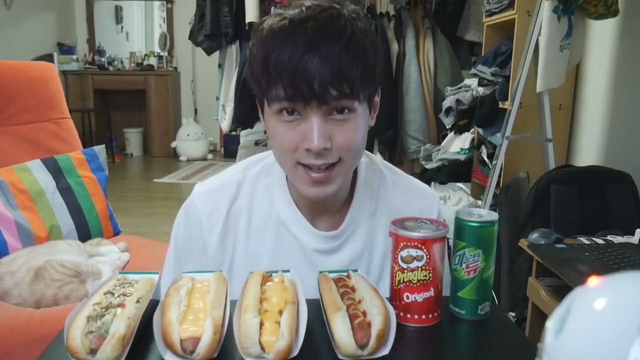 BenDeen Reupload ∙ Hot Dogs (July 4th Special) - MUKBANG