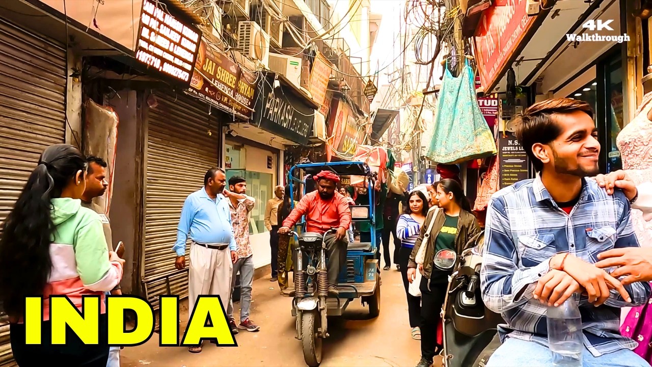 Lost in The Narrow Lanes of India's Most Crowded Market 🇮🇳 | 4K HDR Silent Documentary