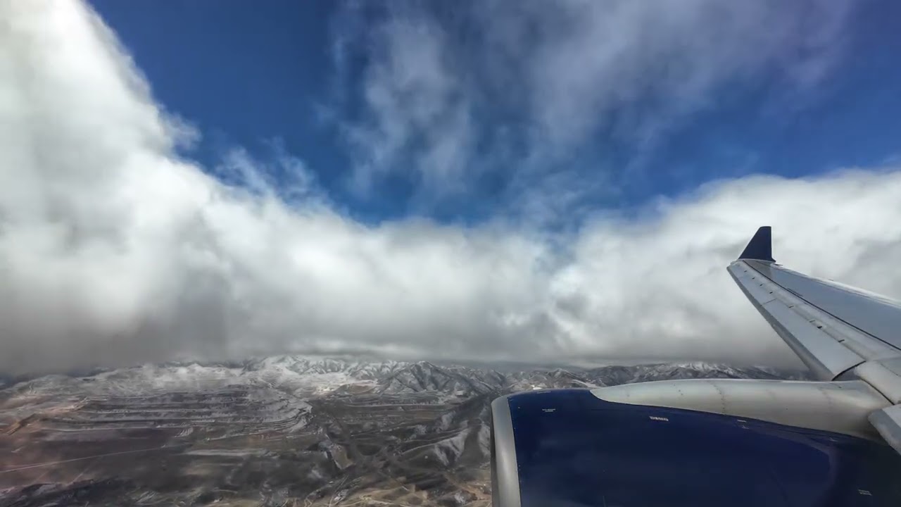 Delta Airlines DAL1744 Airbus A220-300 N321DU Arriving at Salt Lake City (SLC) from Boise (BOI)