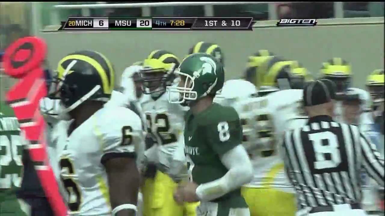 Jonas Mouton Misses Tackle on Cousins