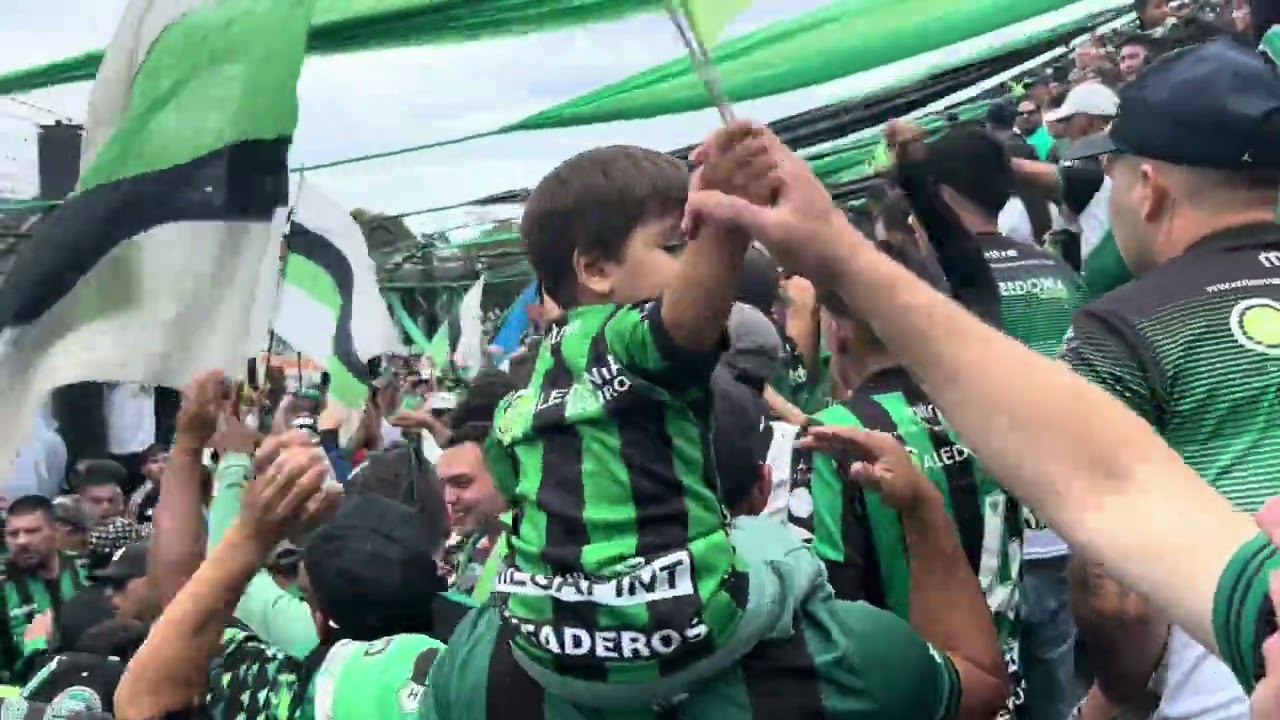 FIESTA EN MATADEROS - NUEVA CHICAGO ALMIRANTE BROWN - ESCUCHEN CORRAN LA BOLA.