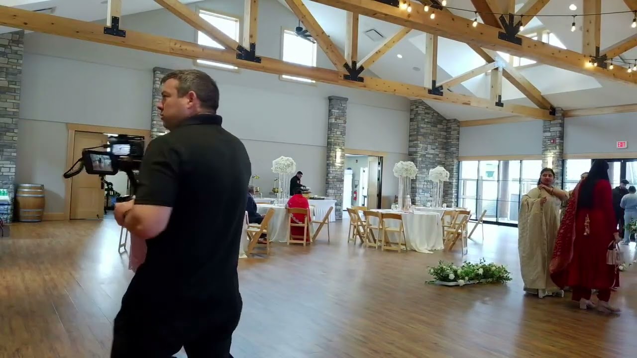 Live: Hindu Wedding Ceremony in Whiteland, Indiana | Mallow Run Winery