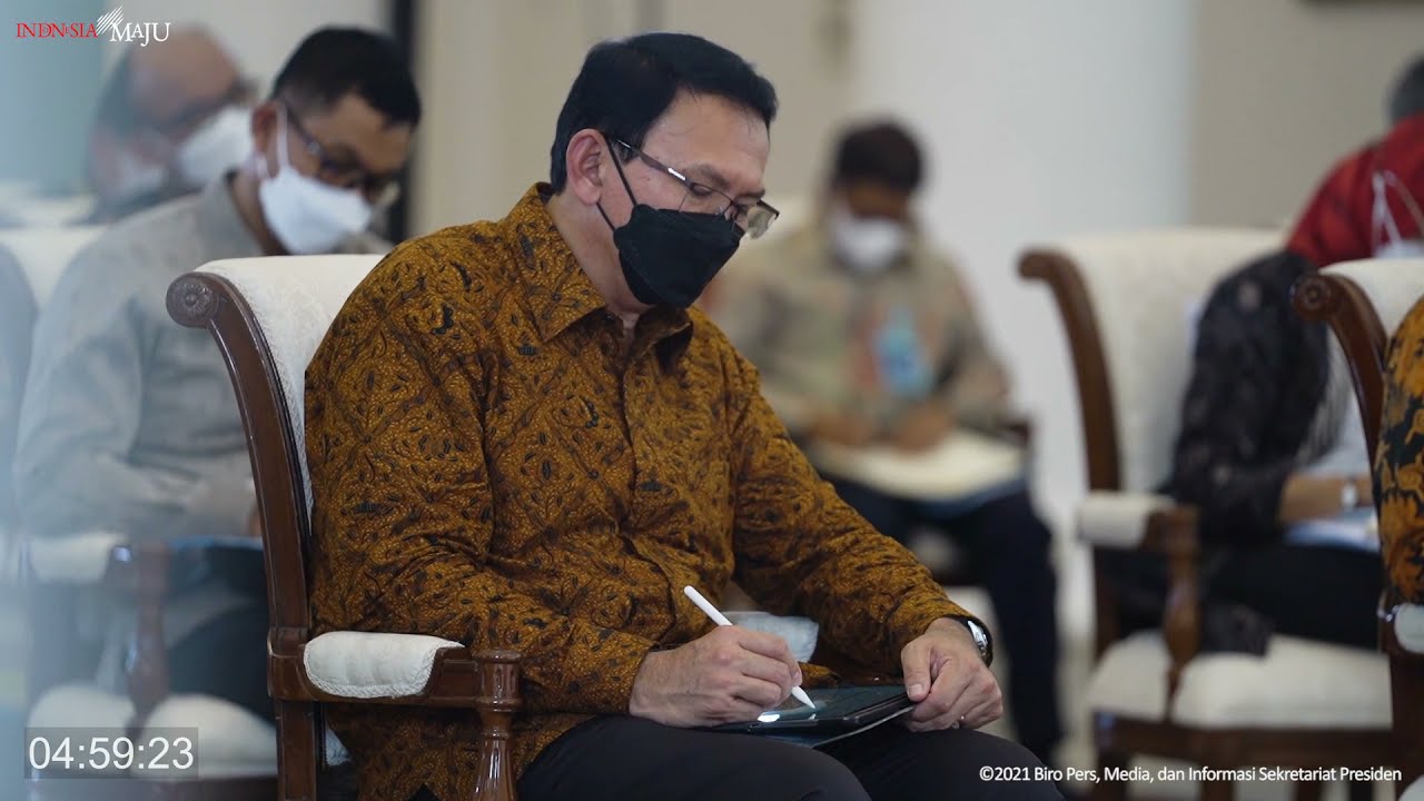 Pengarahan Presiden Jokowi kepada Komisaris dan Direksi Pertamina dan PLN, 16 November 2021