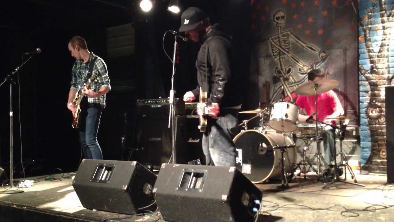 Park Circle | Intro / The Awakening (Live at The Champ)