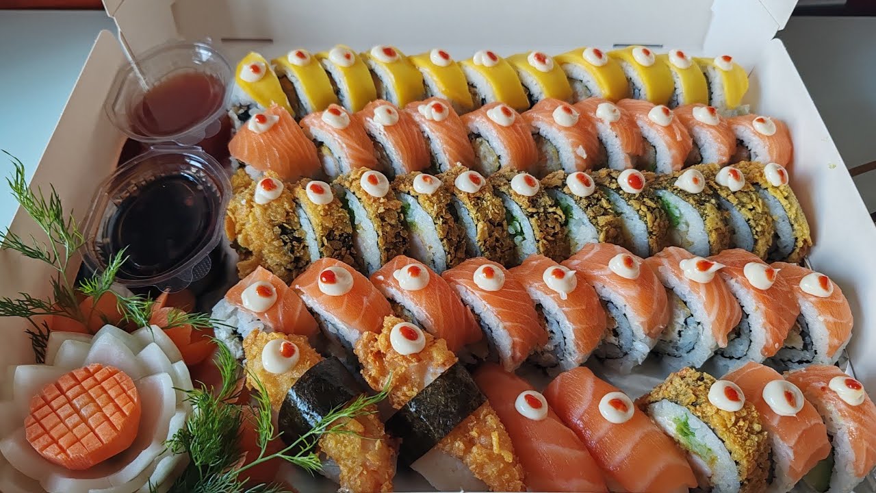 Cách cuộn sushi đơn giản mà siêu ngon . How to make delicious sushi