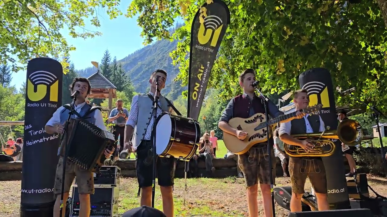 "Wackelkontakt" von Brennholz - Die Band