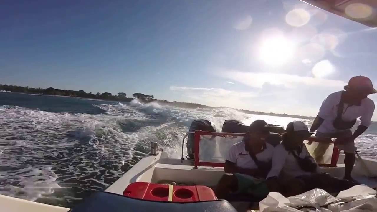 Rough seas on the fast boat to Lembongan