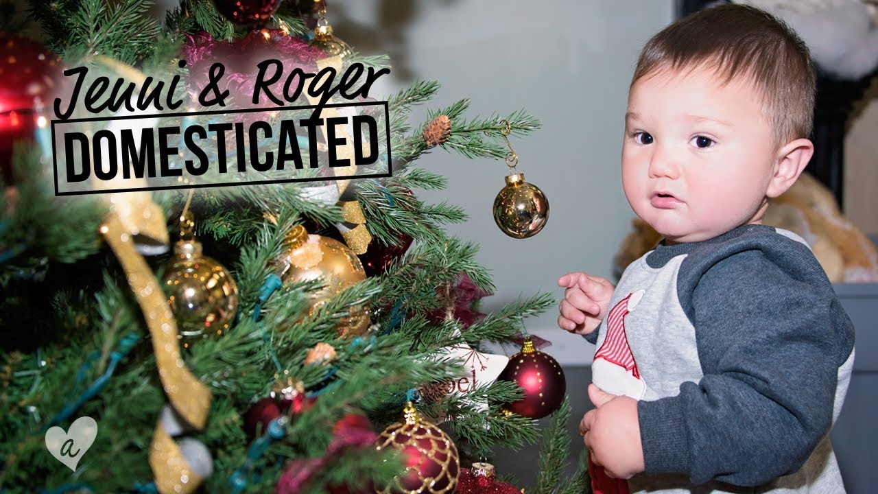 CHRISTMAS WITH THE MATHEWS | Jenni & Roger: Domesticated | Awestruck