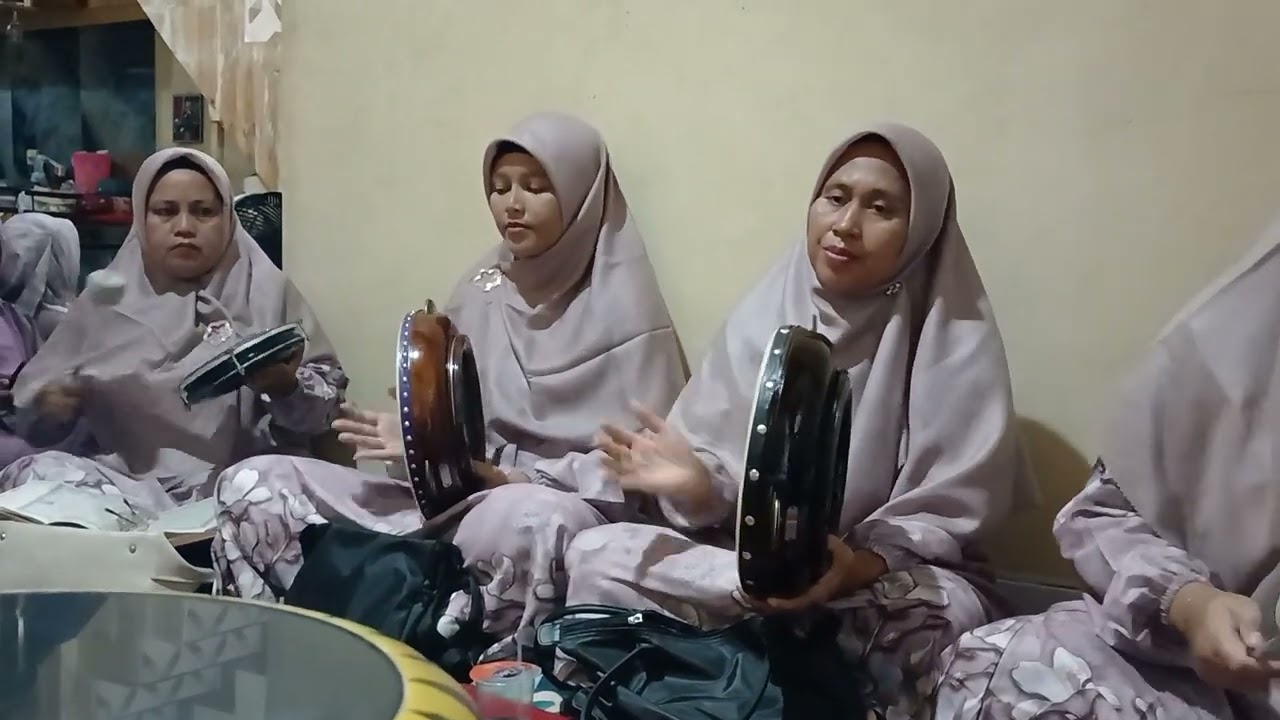 ALLAHUMMA BARIKLANA FIROJABA - FIRQOTUR RAHMAN