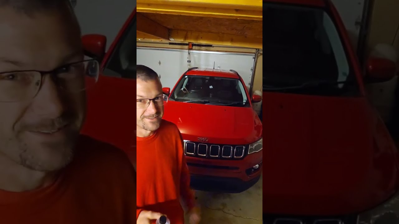 Phoenix EOD Hydra Rinseless Wash on the wife's Jeep Compass
