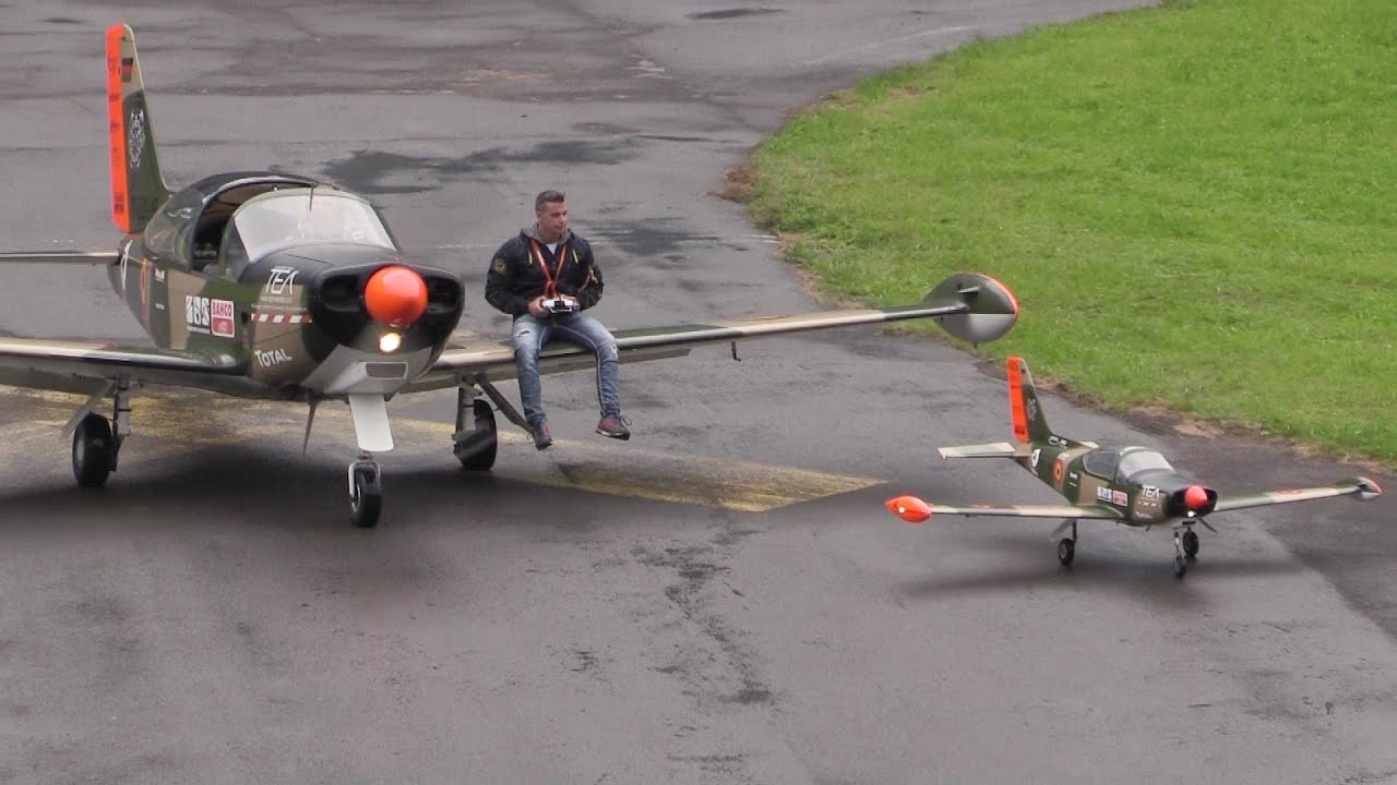 Team Niebergall -Amazing RC model & real plane formation, Zigermeet 2016