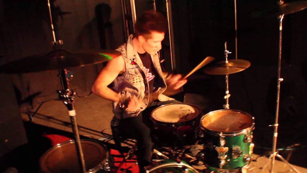 MGK's Drummer Rook on the drums @ Earth Nightclub
