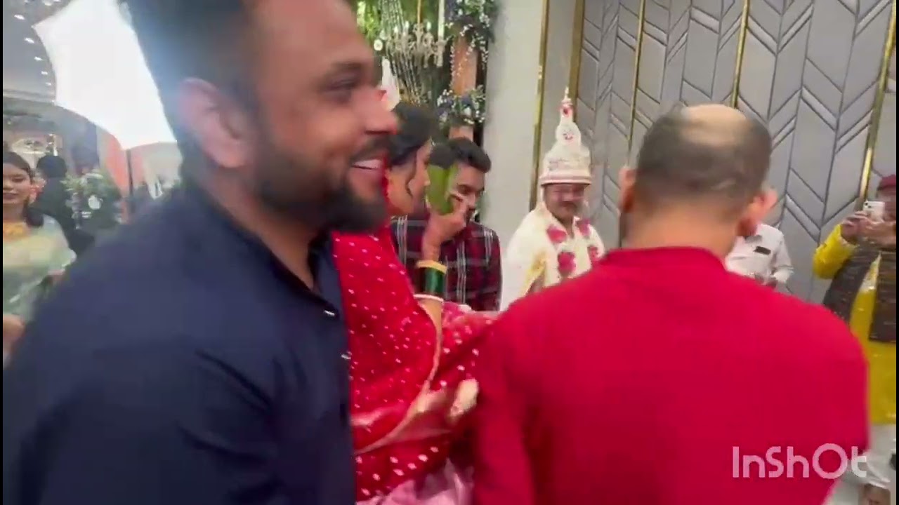 Marathi bor bangali bou❤️ hotath dekha biye bari te🙄