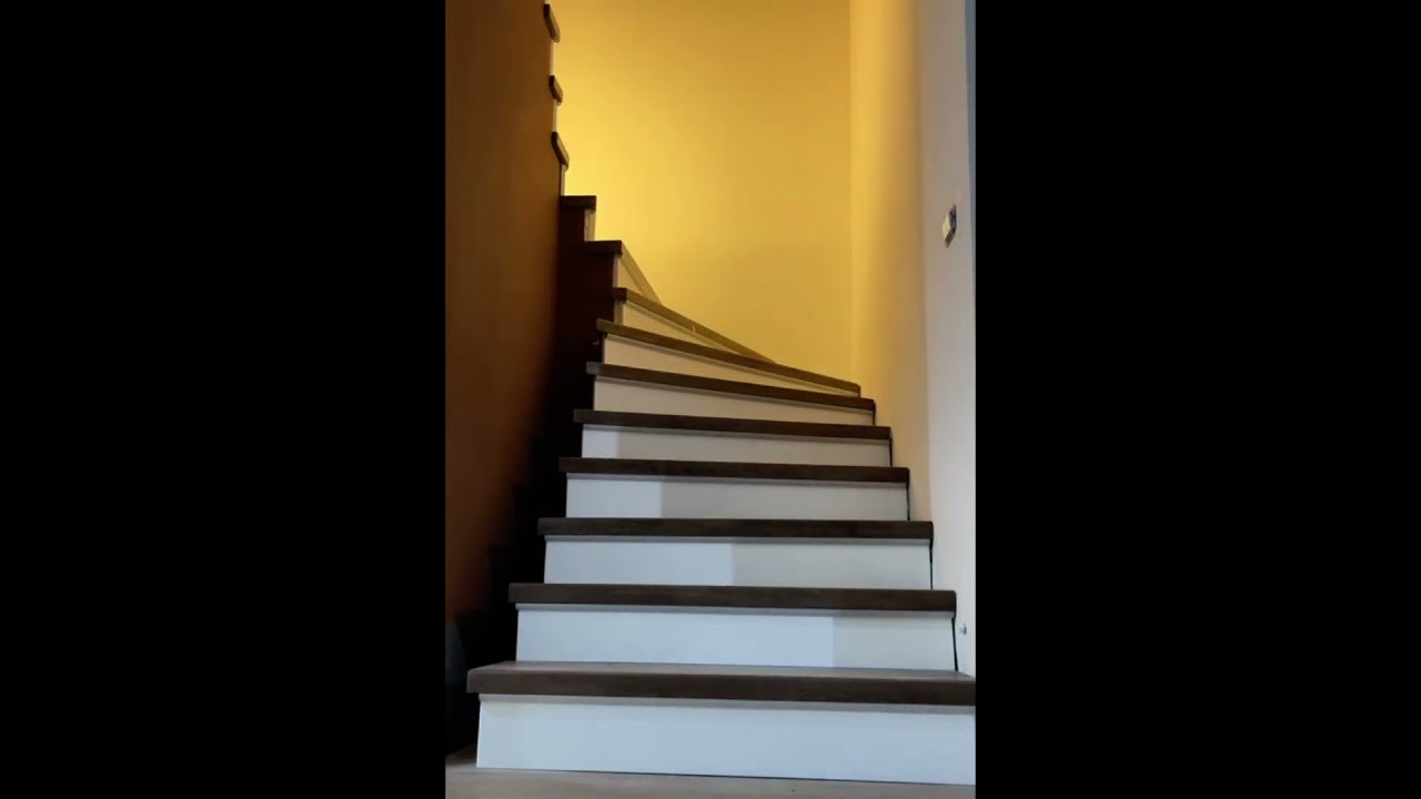 DM Living Iluminat Scari