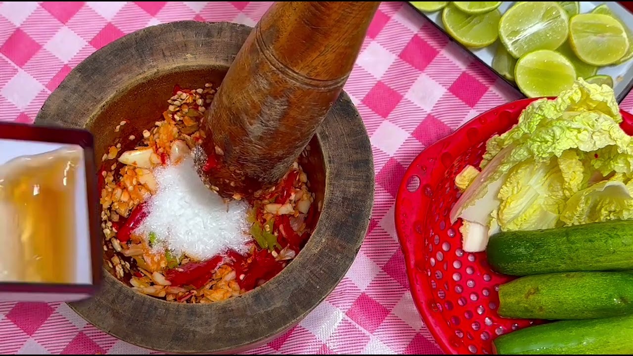 How to Make Spicy Shrimp Salad at Home!