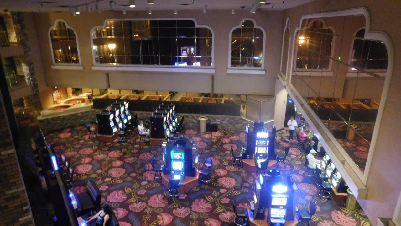Primm Valley Resort Hallway & Room Walkthrough