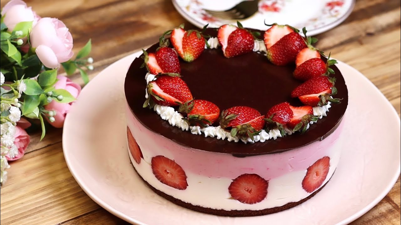 Strawberry mousse cake 🍓👌/ simple and very delicious