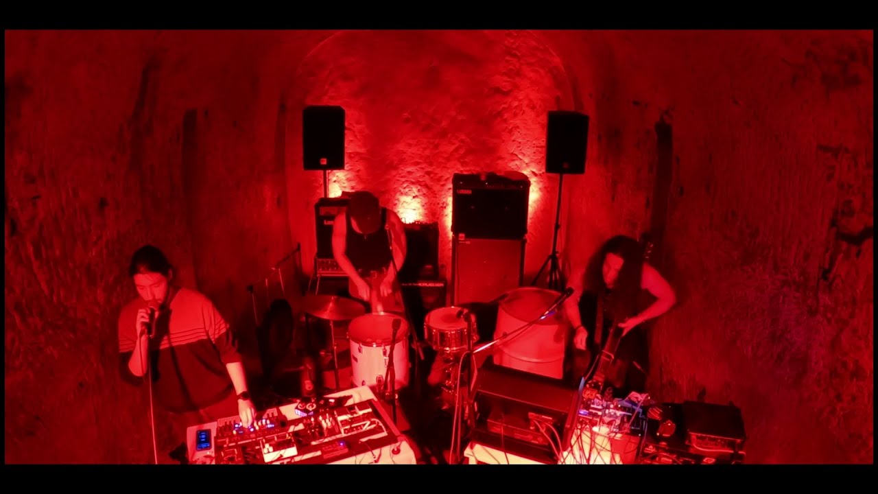 THE HUMBLE MAN Live @ Historischer Kunstbunker N​ü​rnberg, 11​/​​​​​​​11​​​​​​​/​​​​​​​2023