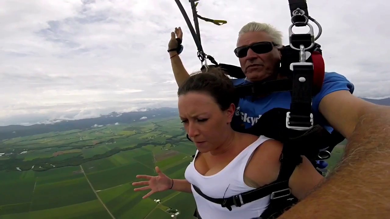 Girl Passes Out While Skydiving