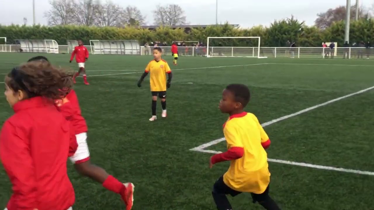 STADE DE REIMS U10  VS LINAS  MONTLERY  0-0( 1st Half)