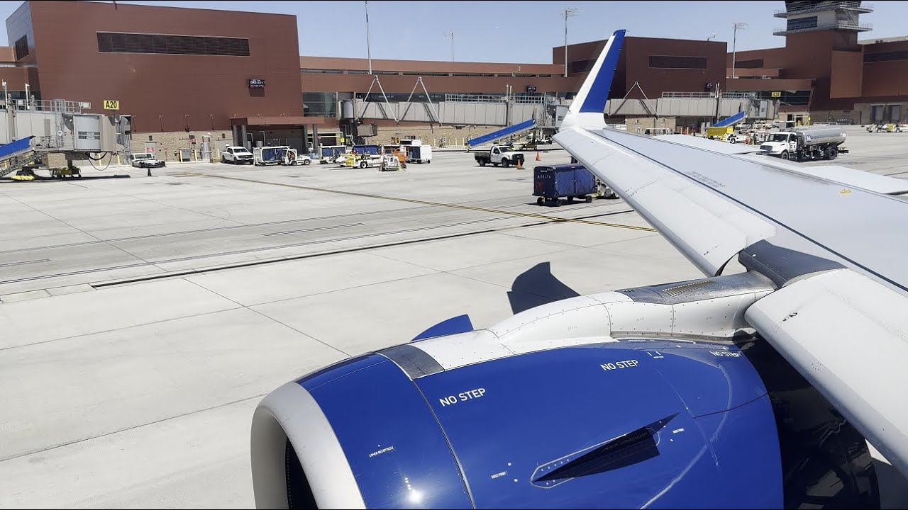 4K Delta Airlines Airbus A321-271NX [N580DT] pushback, start up, and takeoff from SLC