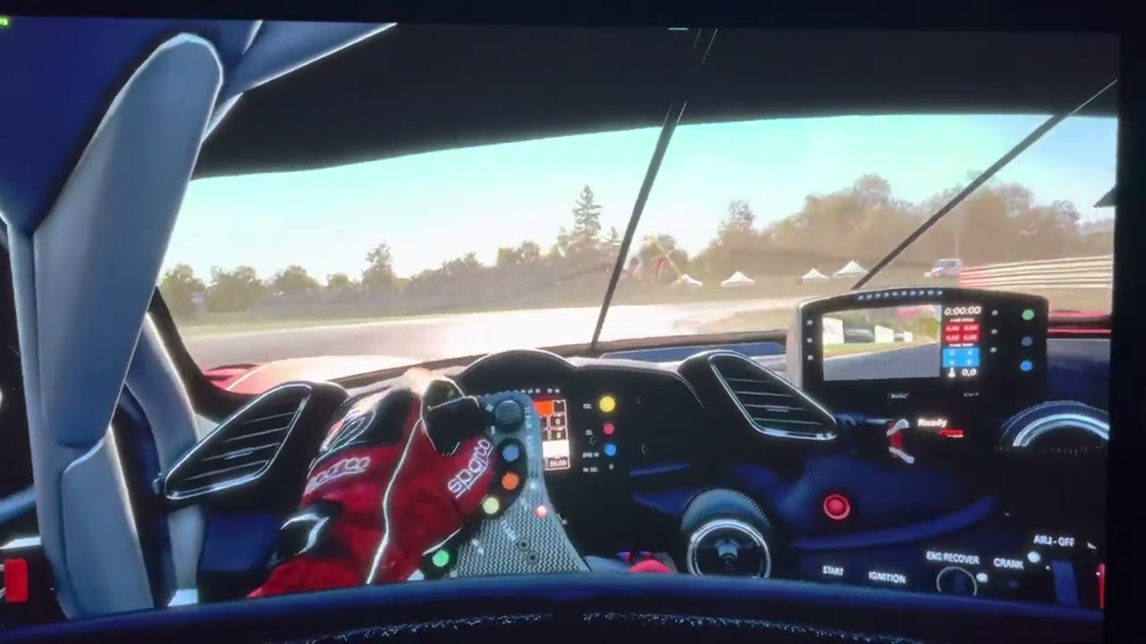 Imola Ferrari 488evo 1.43,4