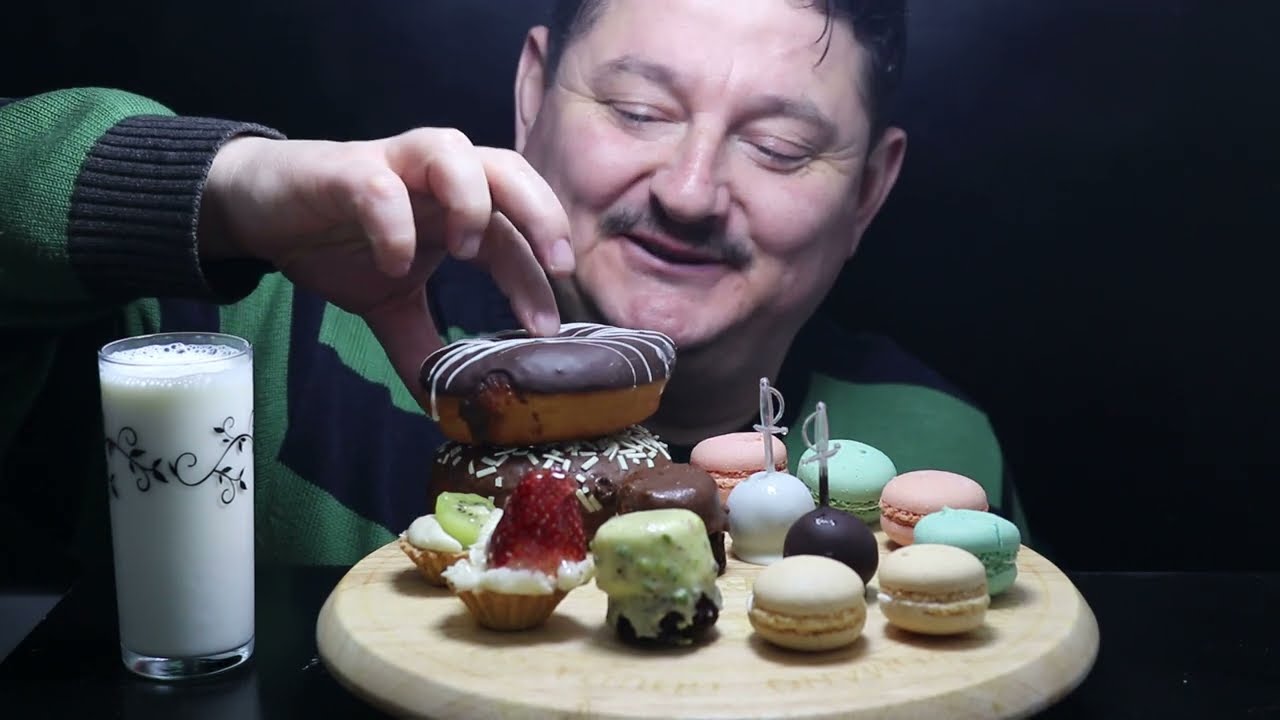 ||ASMR MUKBANG|| Donat Macaron Mini Cakes🧁🍰 / Donat Macaron Mini Cakes 🧁🍰