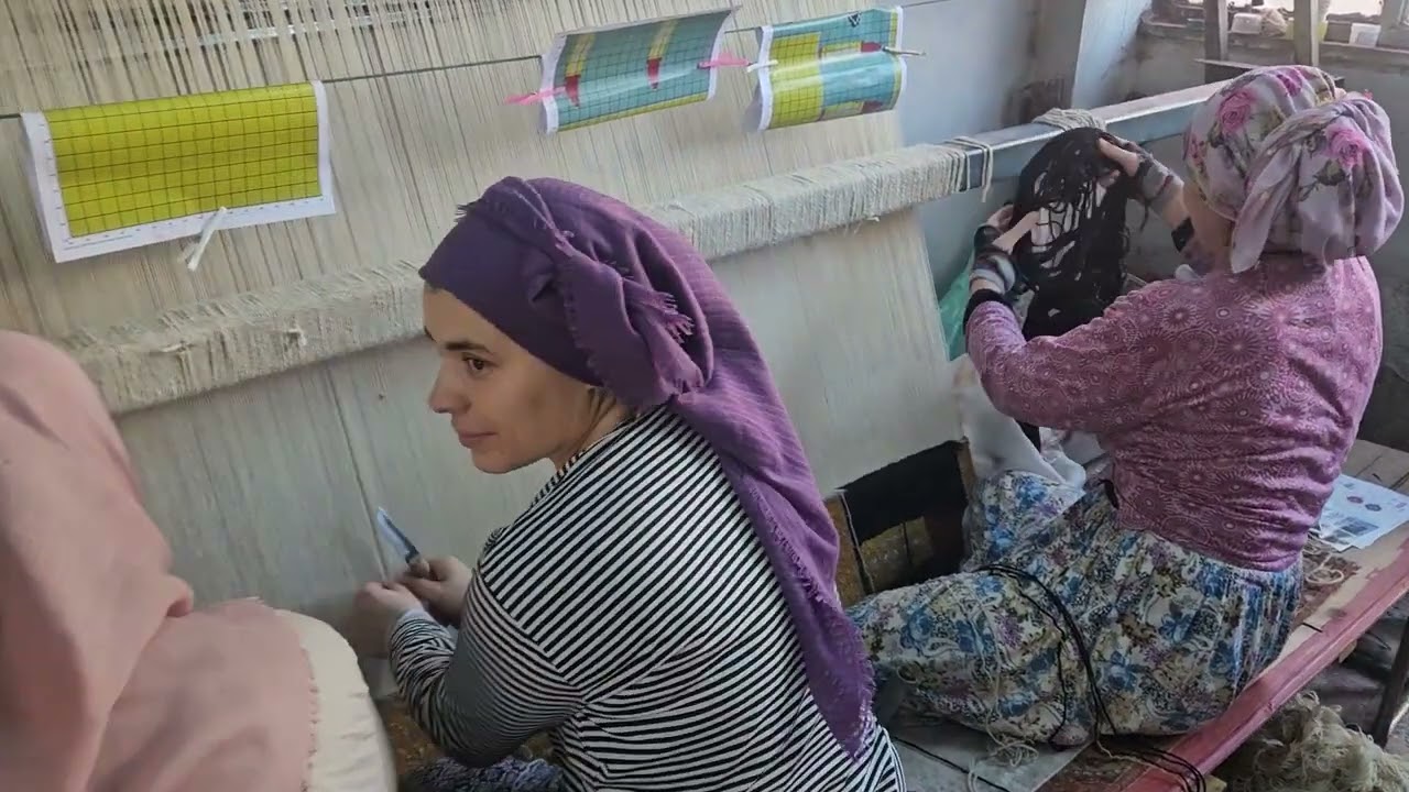 DEMİRCİ 'nin KULALAR KÖYÜNDE HALI DOKUYAN KADINLAR İLE SOHBET 24-12-2023