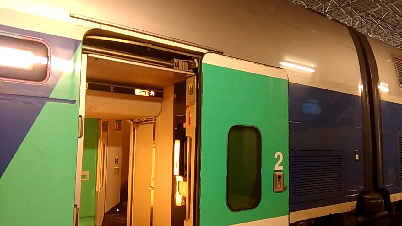 Annonce + fermeture des portes + départ des tgv 5266 et 5445 voie 1