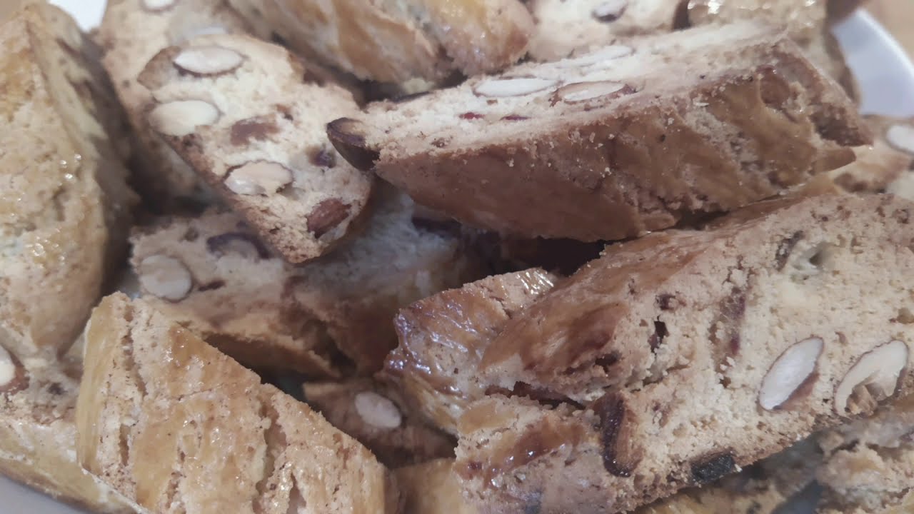 Cantucci Toscani Con mandorle e datteri 🇮🇹🇮🇹 الفقاص الايطالي ( كنتوتشو)