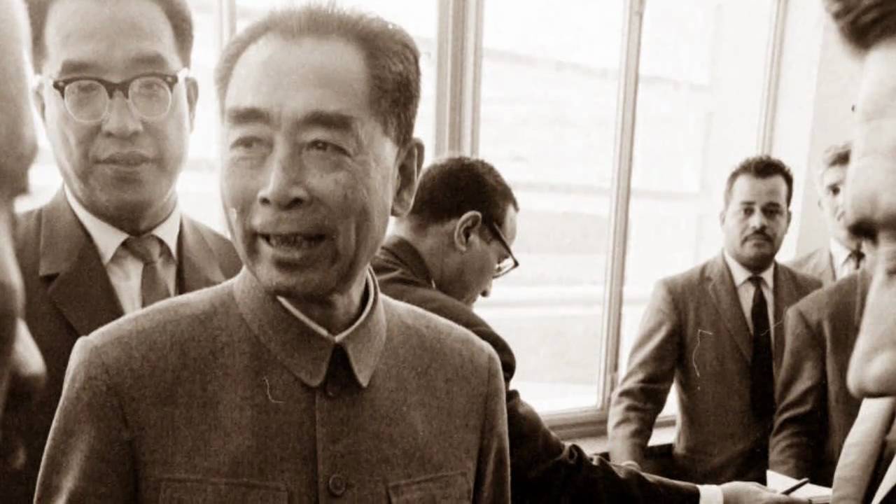 王軍【懷念敬愛的周總理】In Memory of the Beloved Premier Zhou 1976 | 革命歌曲
