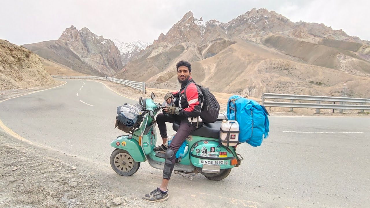 kargil to leh corssing fotula  it is the highest point on highway