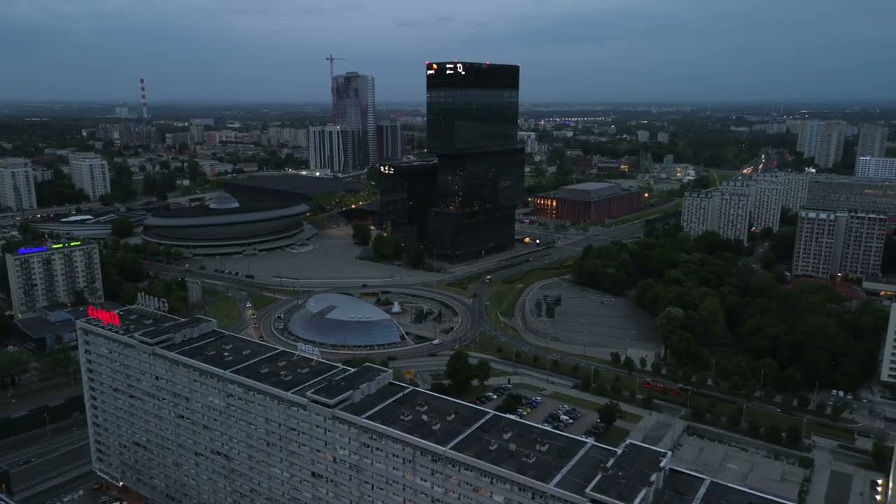 Centrum Katowic z drona wieczorem - Katowice | Dron 4K