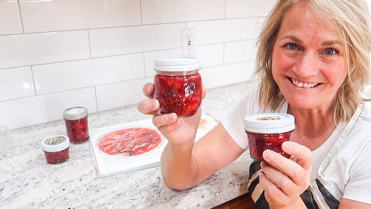 How to Make Really Good Cranberry Sauce