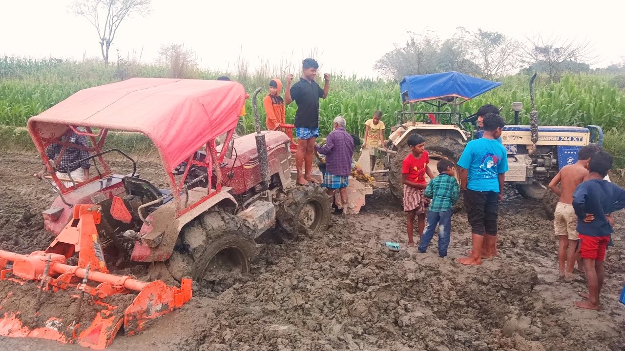 Tractor 4X4 phas Gaya Hai kada khet mein dekhiae mere Dost tochan karke utha raha hai #viralvideo 