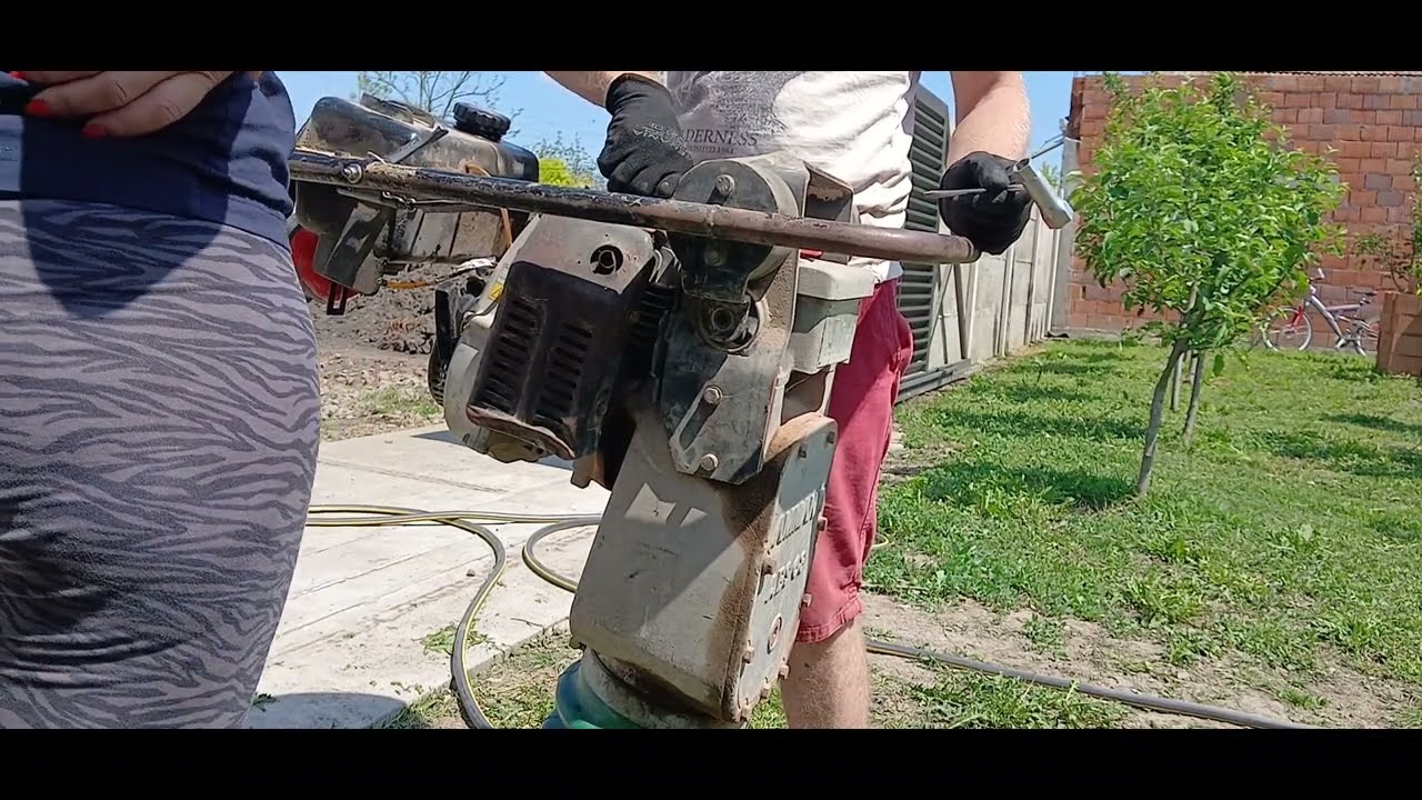 Compactor pamant, am imburdat afumatoarea
