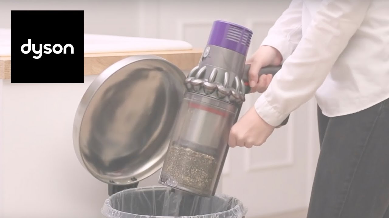 Как опустошить контейнер беспроводного пылесоса Dyson Cyclone V10&trade; 