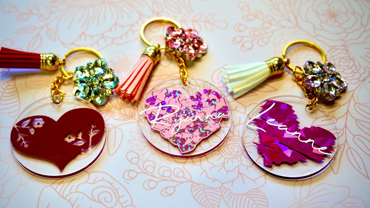 DIY ACRYLIC KEYCHAIN TUTORIAL | Vinyl on Acrylic Keychains using Cricut Joy