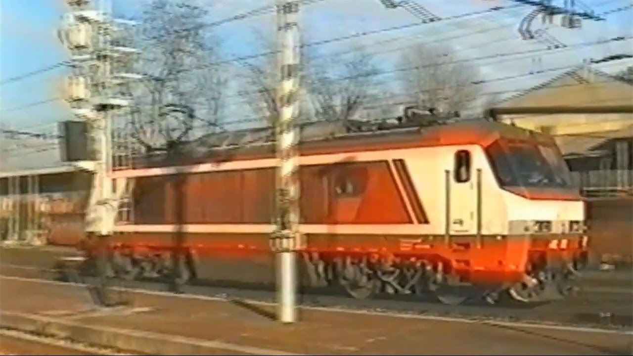 Treni a Milano Greco Pirelli nel 2001