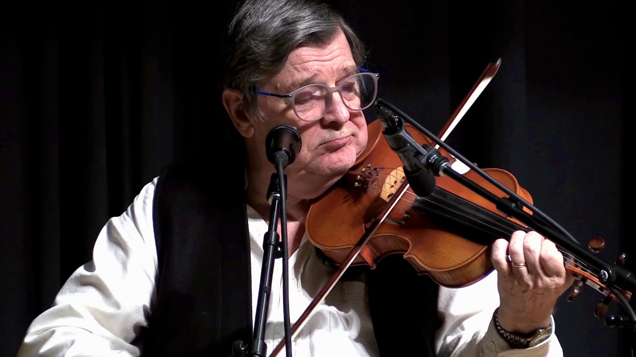 Irish fiddler Kevin Burke