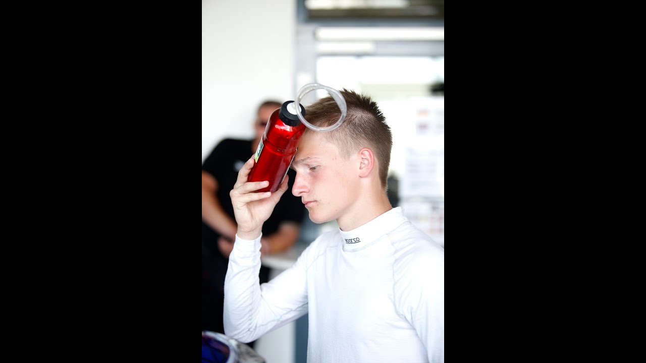 Folge 6, Poleposition, KIKA. Top 10 bei der Hitzschlacht am Lausitzring