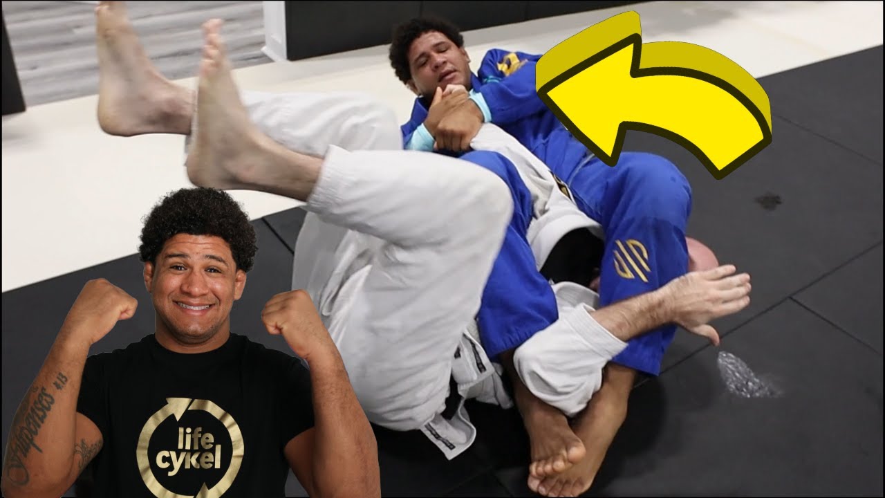 Gilbert Burns vs White Belts