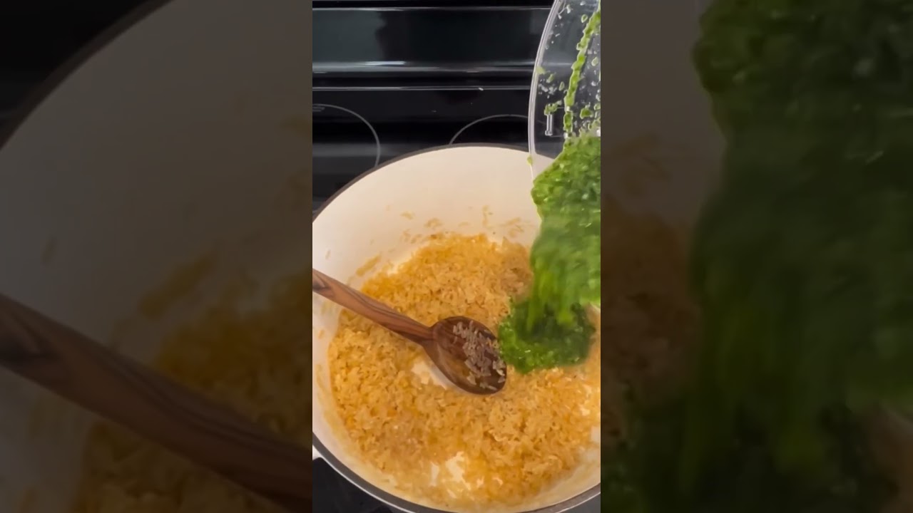 Green Rice aka Arroz Verde is an easy Mexican Side Dish that goes with everything!! #shorts #fyp