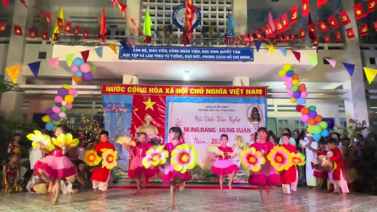 Mashup Vươn cao Việt Nam- Hãy đến với con người Việt Nam
