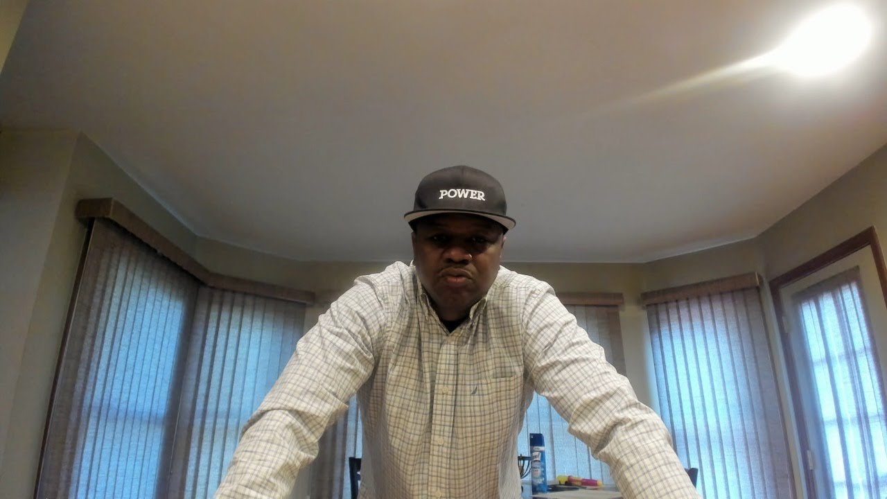 Удушающий шутник объясняет, почему он сбежал из @KwameBrownBustLife