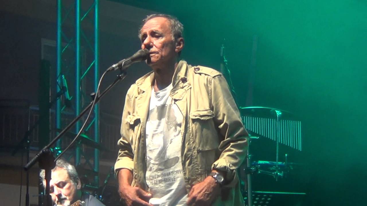 Roberto Vecchioni  Canzone da lontano live in Molinara (BN)