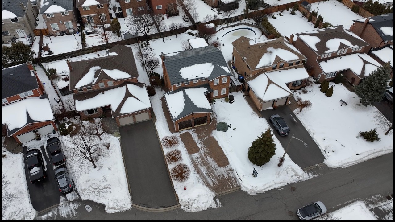 2289 Beejay Court, Mississauga, ON