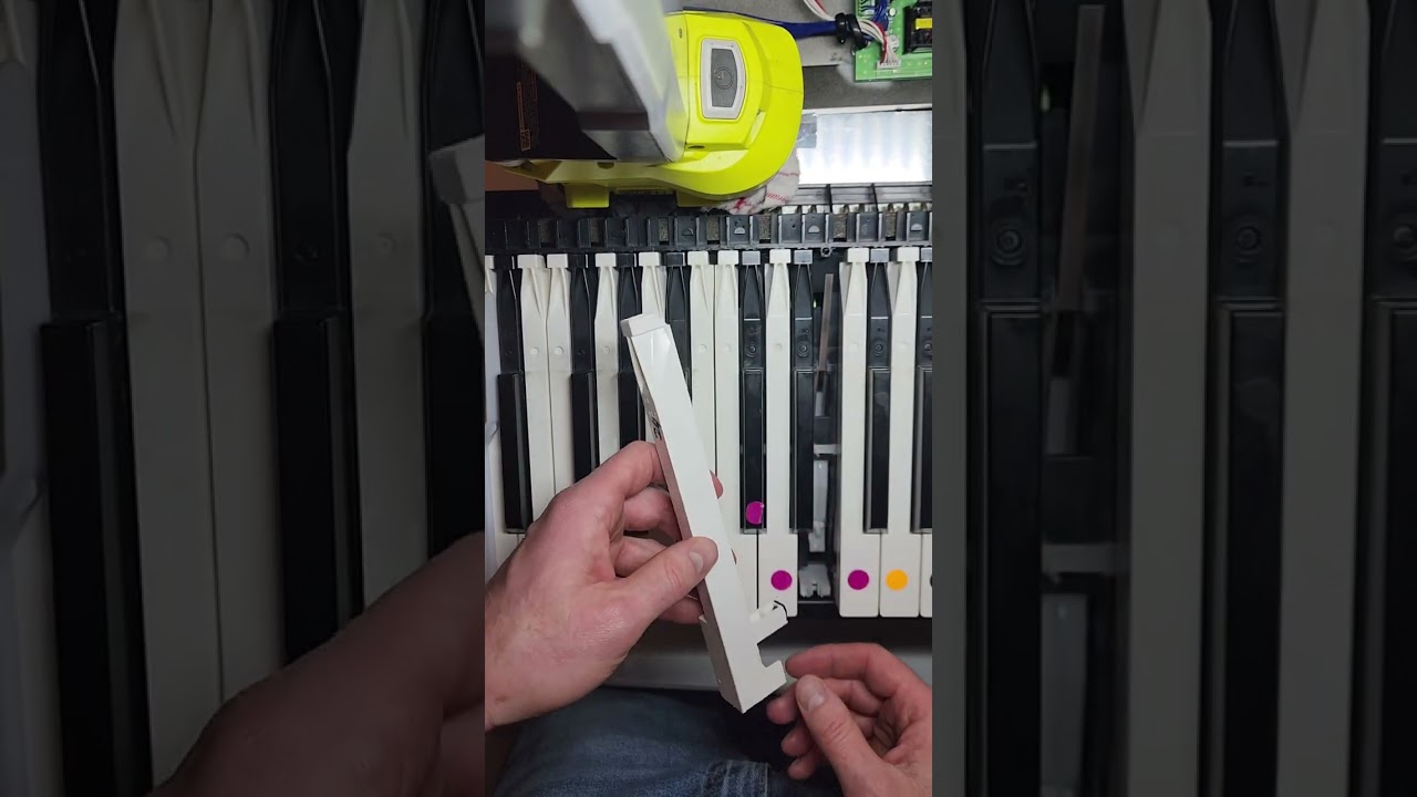 Yamaha P-120 - quick key replacment and repair